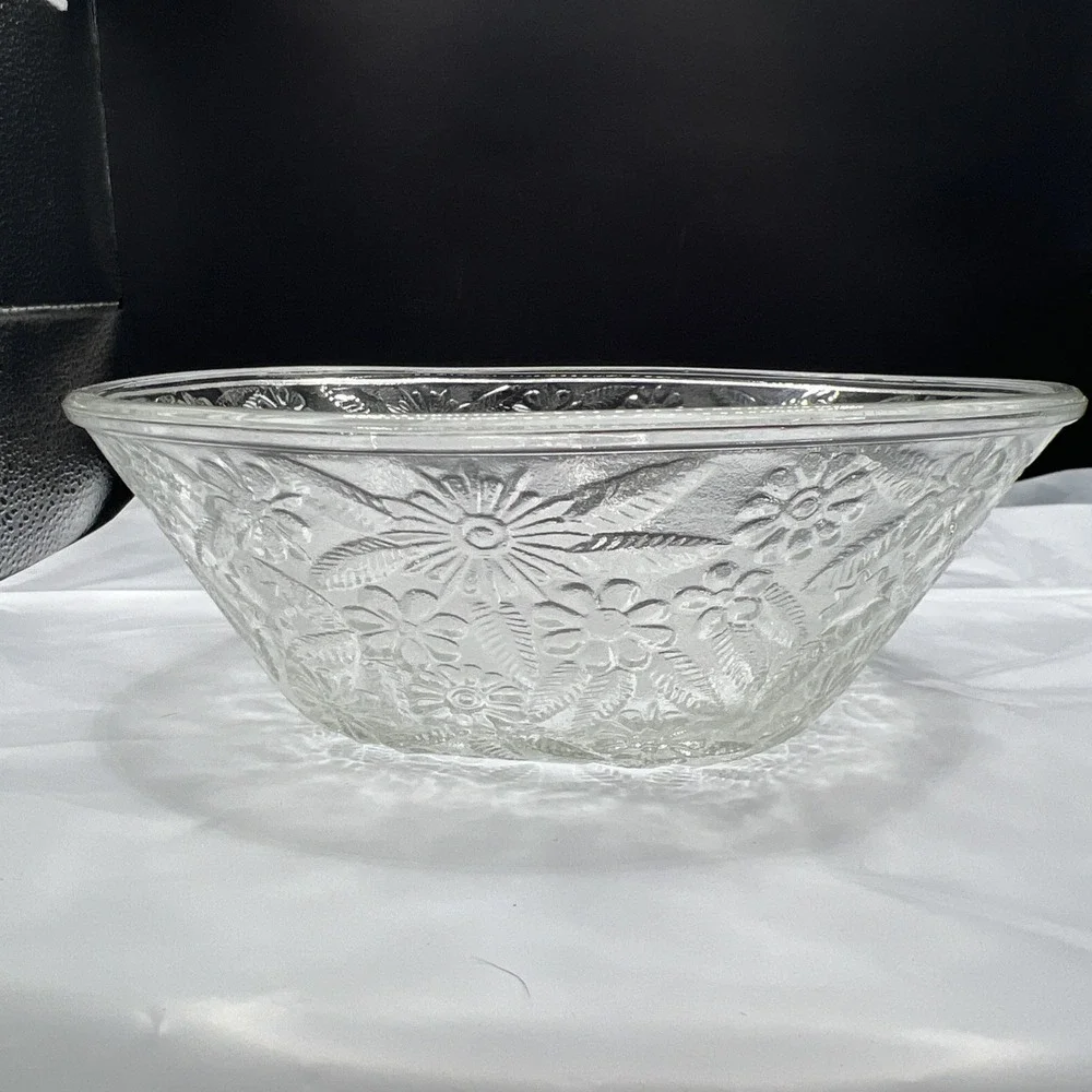 Indiana Glass beautiful vintage